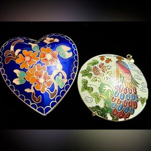 2 Cloisonné Pendants ~ Beautiful Heart w/Flowers & Round w/Peacock ~ See Descrip
